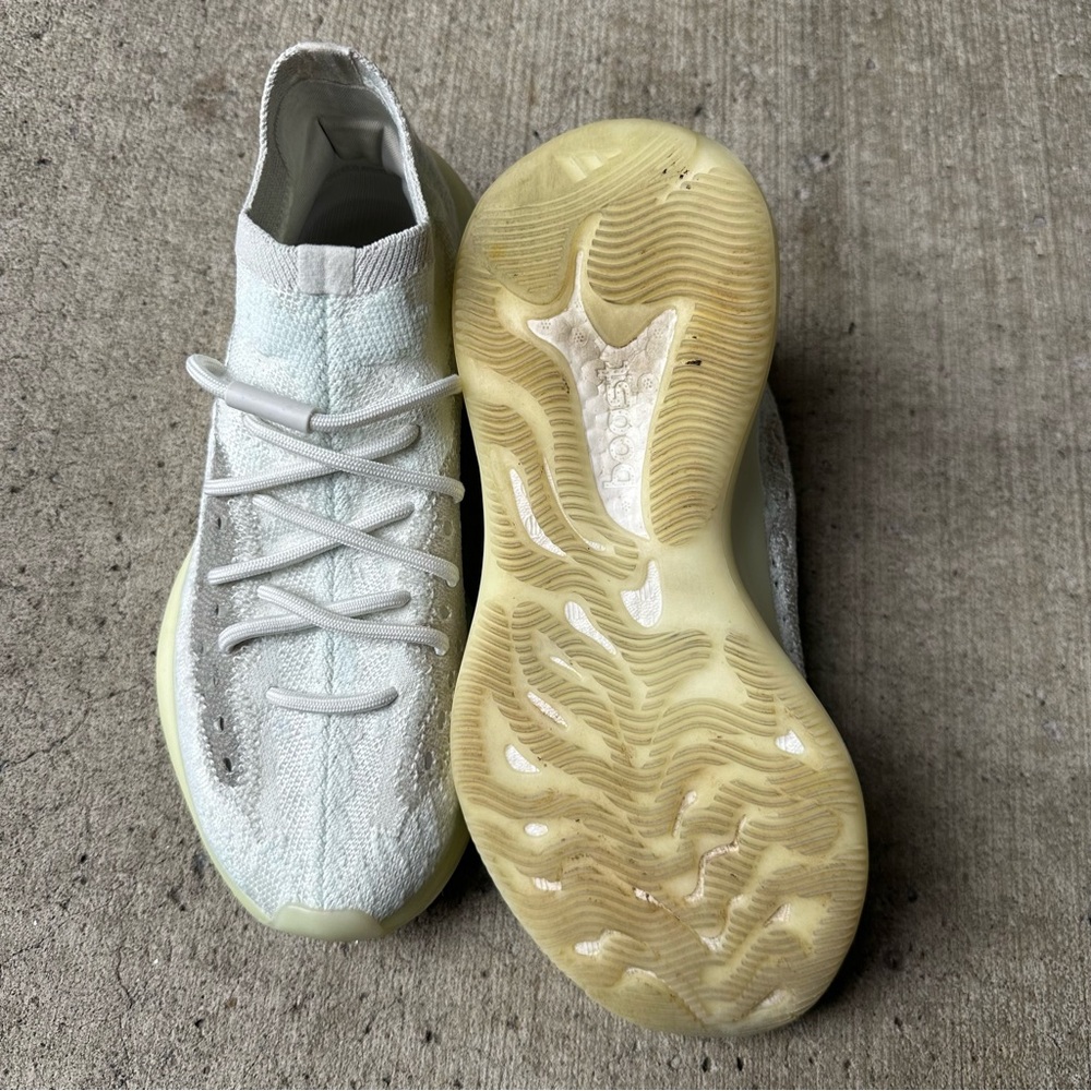 Yeezy Boost 380 Calcite Glow Men’s 8.5 adidas sneakers comfortable streetwear - Picture 8 of 10